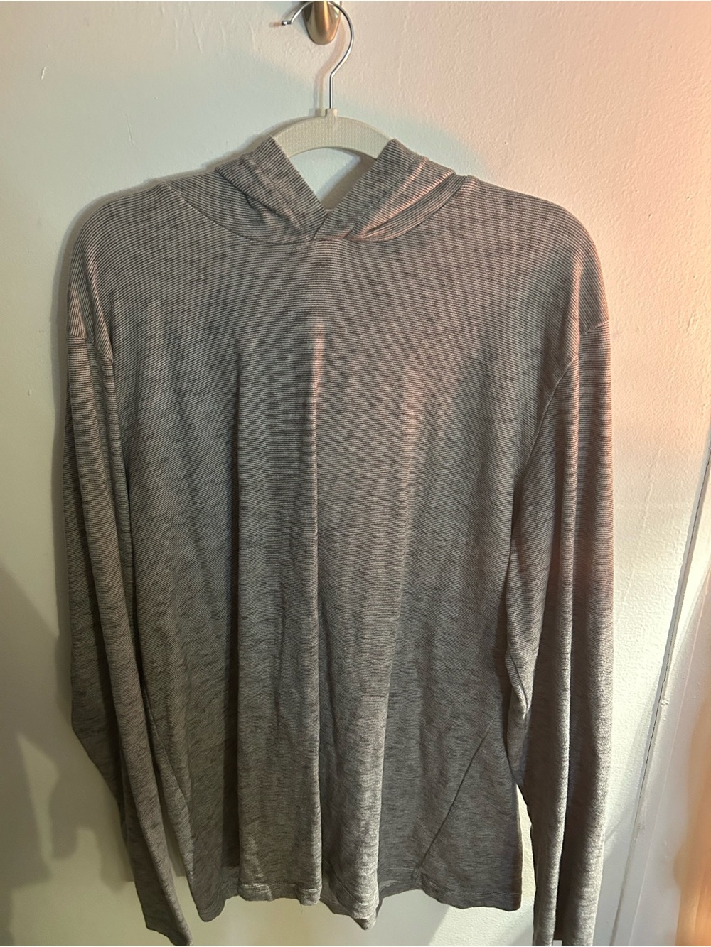 ⭐️5/$20 Apt. 9 Men's Gray Hooded Long-Sleeve Sweater